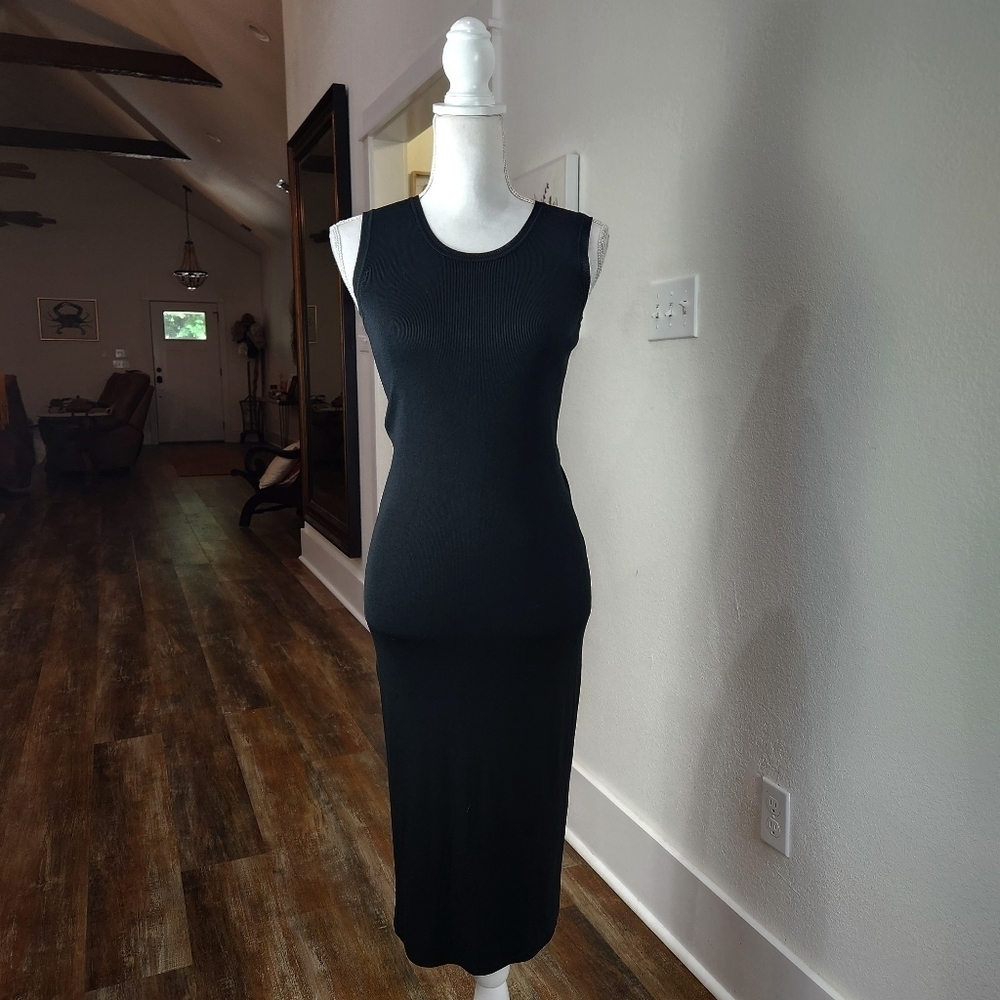 FINITY Black Sleeveless Pullover Midi Dress Size Small
